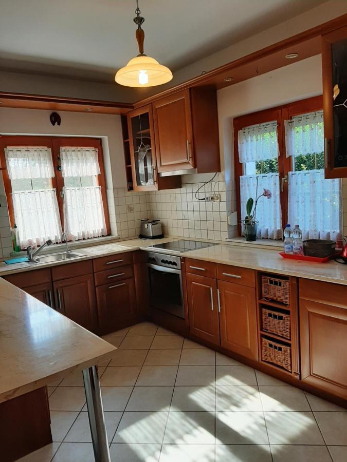 Villa Csilla Elegant House Erd Exterior foto